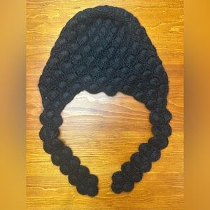 Hortensia Handmade 100% Baby Alpaca Black Chullo Hat Beanie Womens Peru Boho